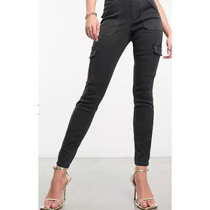 Spanx Stretch Twill Ankle Cargo Pant XS/Tall Washed Black